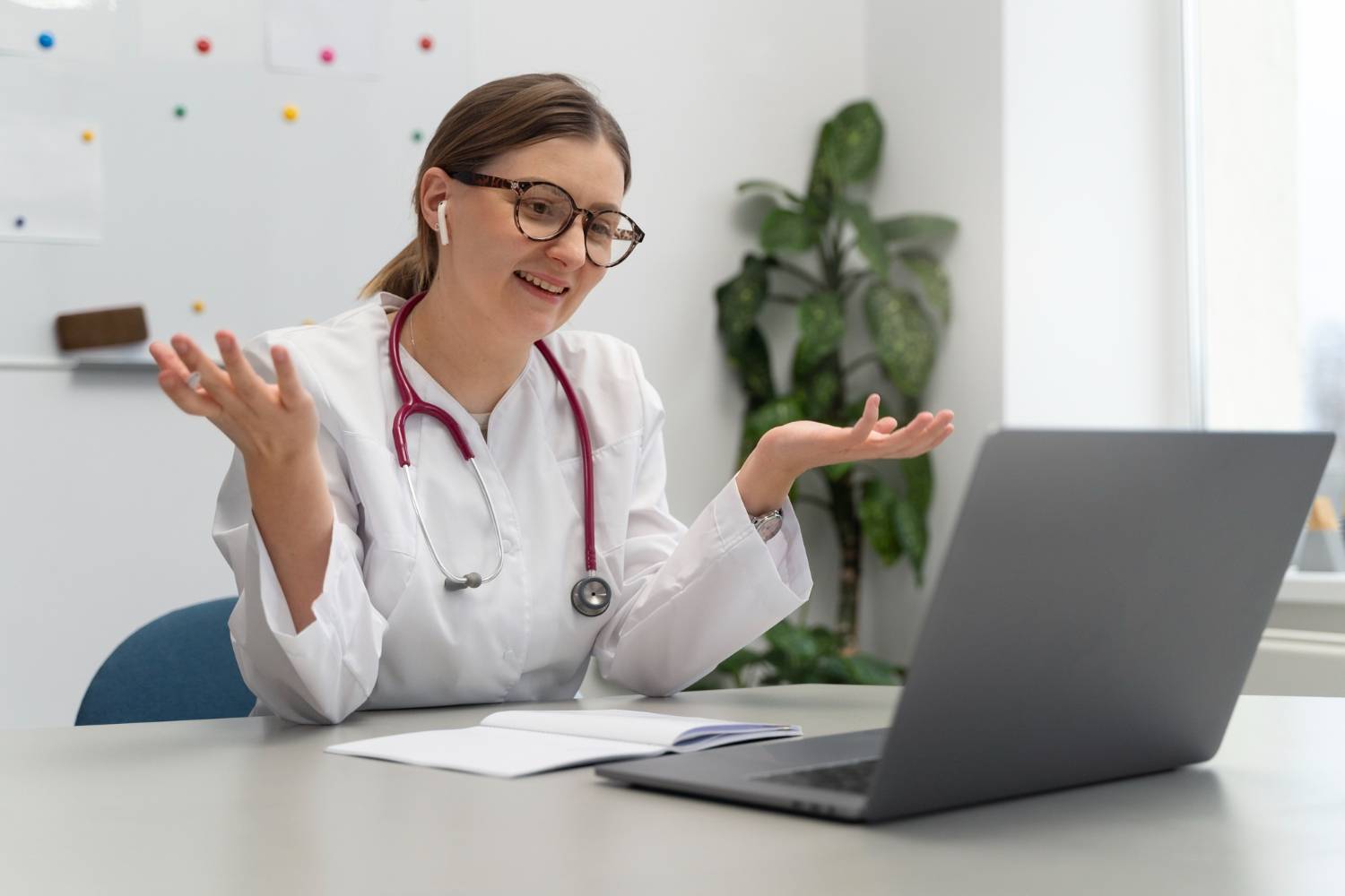 Doctors Note for University: How to Request One from an Online GP